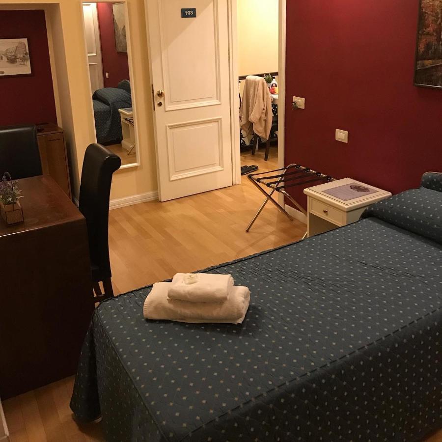 ฟลานน์โอเบรียนรูมส์ Hotel โรม ภายนอก รูปภาพ